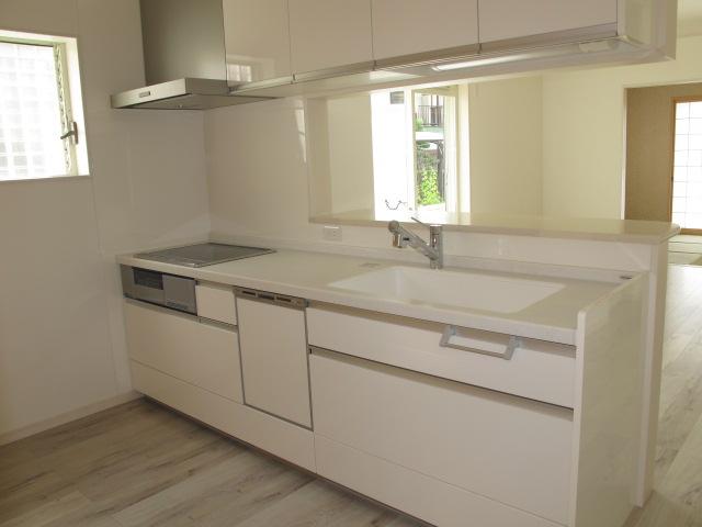 Kitchen.  ☆ Other subdivision model house ☆