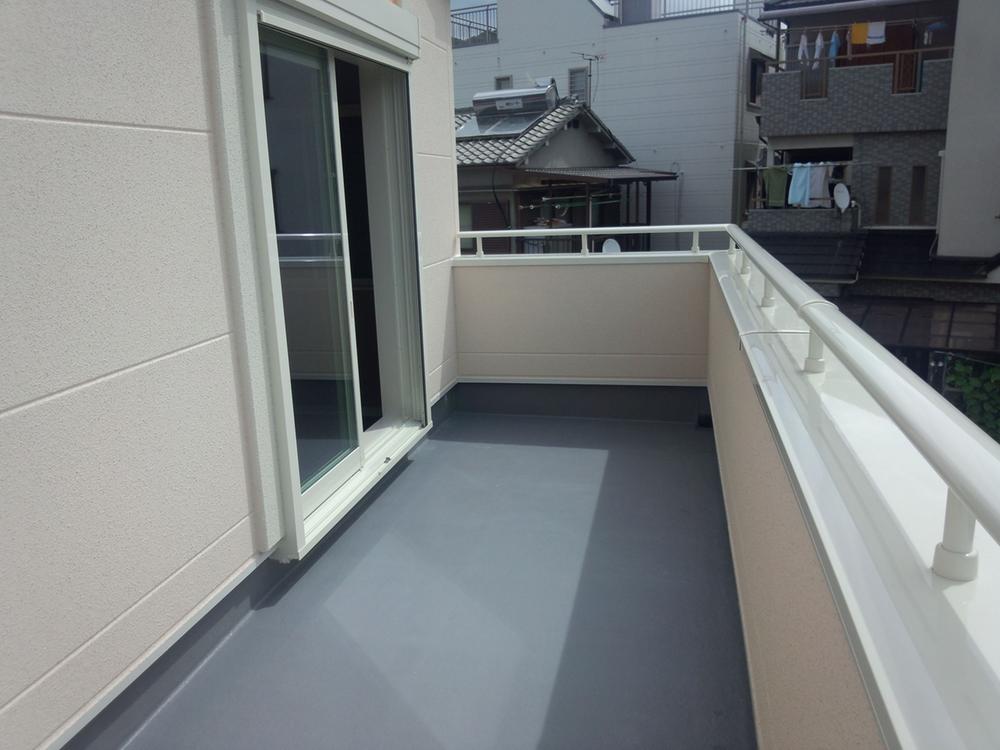 Same specifications photos (appearance).  ☆ Other subdivision of the balcony ☆ It is a lot of laundry and futon is Hoseru space at a time