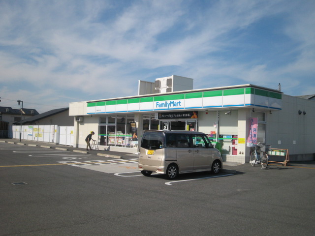 Convenience store. FamilyMart Kaizuka Asonaka store up (convenience store) 635m