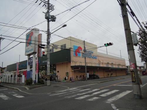 Supermarket. Bandai Kashiwabara Daiken store up to (super) 716m