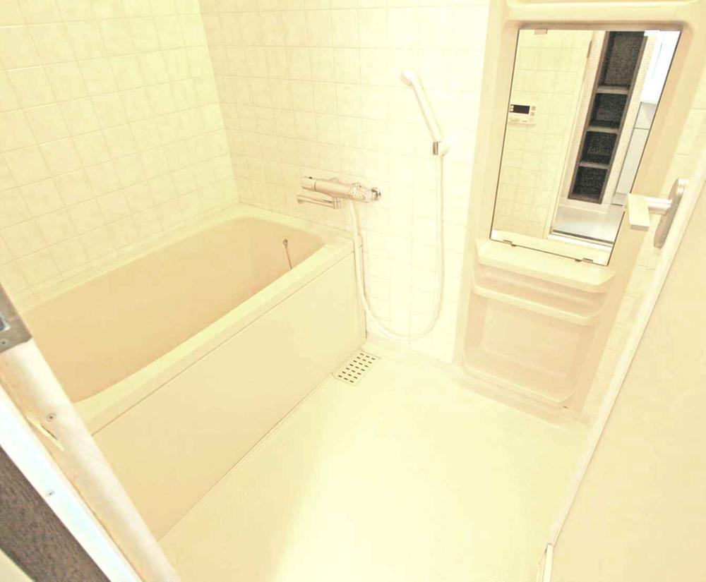 Bathroom.  ☆ Renovated ・ Immediate Available