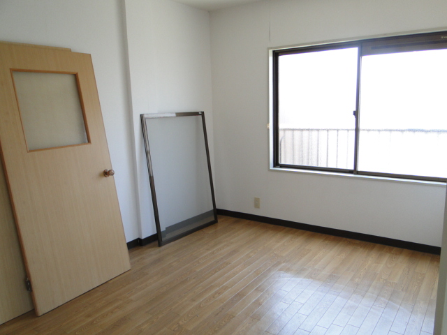 Other room space. It differs in the floor plan by the room