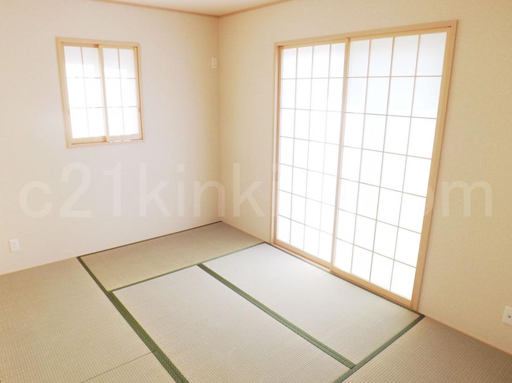 Non-living room. Local photos (Japanese-style)