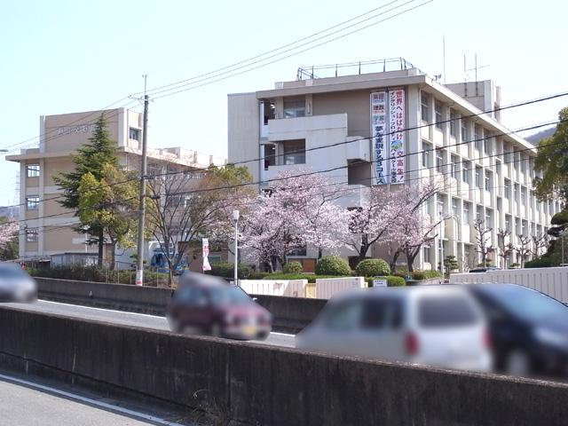 high school ・ College. 2121m to Osaka Prefectural Katano High School