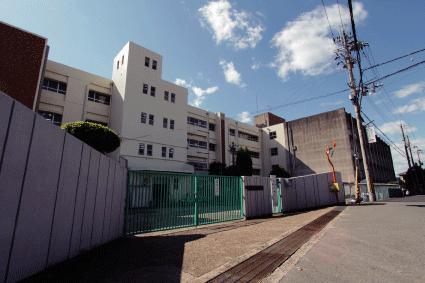 Junior high school. Katano 1734m to stand second junior high school