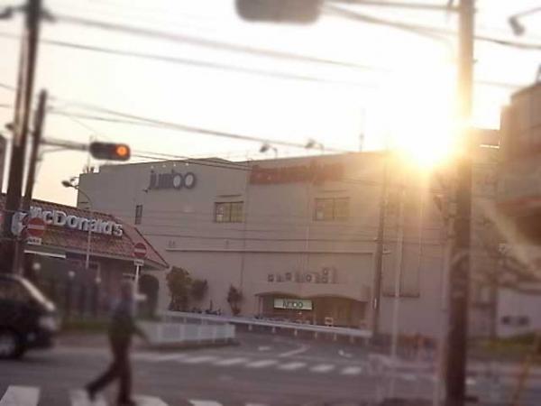 Supermarket. Izumiya to Katano shop 981m