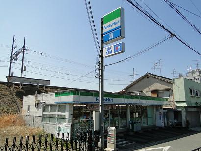 Convenience store. FamilyMart Kawachi Iwafune store up (convenience store) 605m