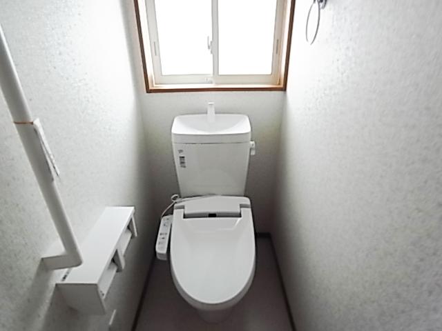 Same specifications photos (Other introspection). Same specifications toilet