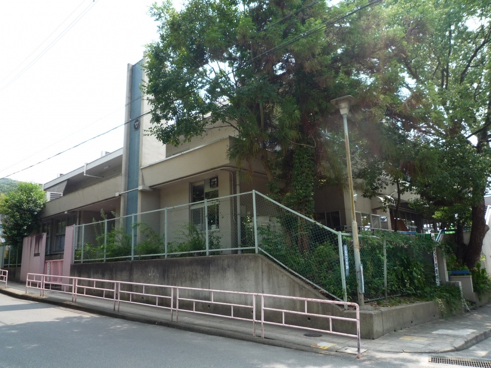 kindergarten ・ Nursery. Katano Municipal first (Miya of Amata) kindergarten (kindergarten ・ 638m to the nursery)