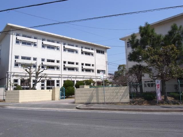 Junior high school. Katano 1660m to stand first junior high school