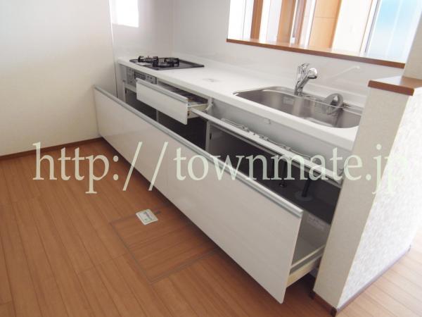 Same specifications photo (kitchen). Storage enhancement of kitchen