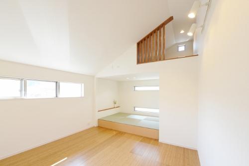 Model house photo. Second floor Master bedroom with a loft and a tatami