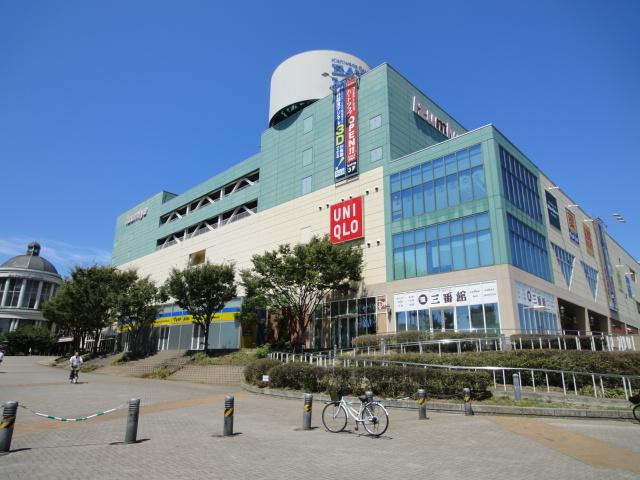 Shopping centre. Kishiwada 181m to Kankan Bayside Mall EAST