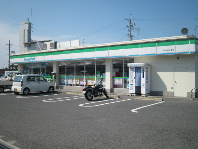 Convenience store. FamilyMart Kishiwada Habu Higashiten up (convenience store) 310m