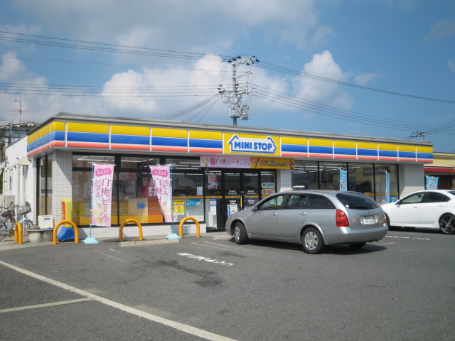 Convenience store. MINISTOP Kishiwada Seiwadai store up (convenience store) 1072m