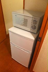 Other. Refrigerator and microwave