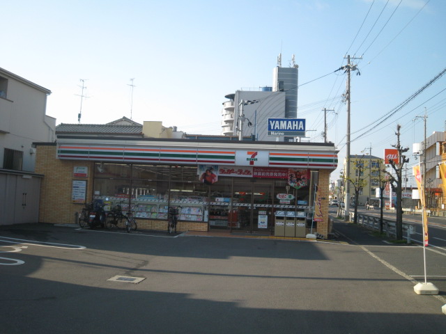 Convenience store. Seven-Eleven Kishiwada Kamori-cho 2-chome up (convenience store) 234m
