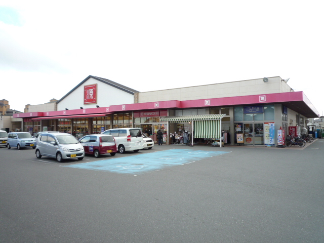 Supermarket. MatsuHajime Kishiwada Nakai store up to (super) 950m