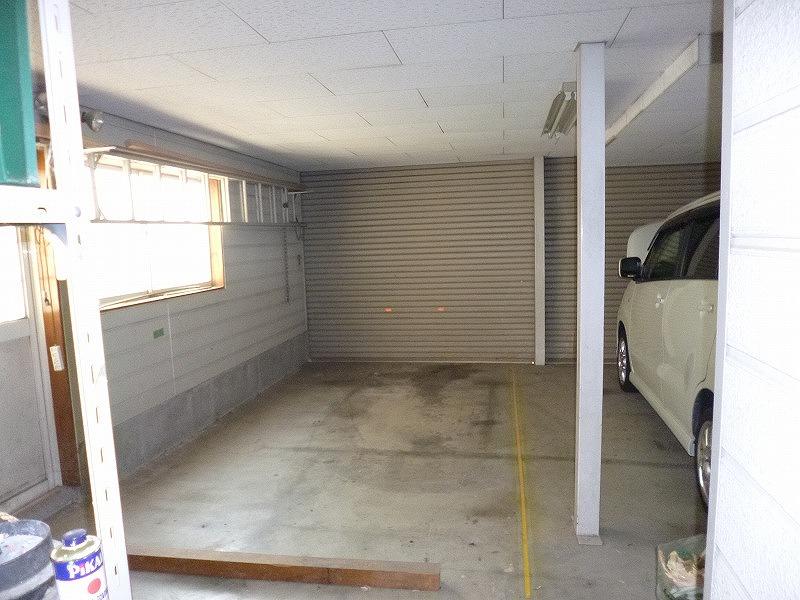Parking lot. Separate building garage