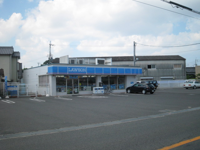 Convenience store. 1625m until Lawson Kishiwada Ikejiri the town store (convenience store)