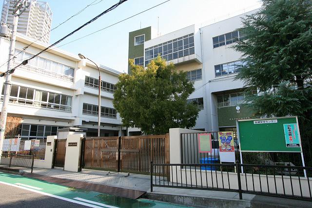 Primary school. 320m to Asahi Elementary School