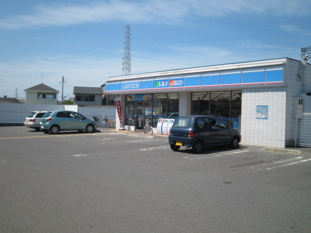 Convenience store. 956m until Lawson Kishiwada Gakuhara Machiten (convenience store)