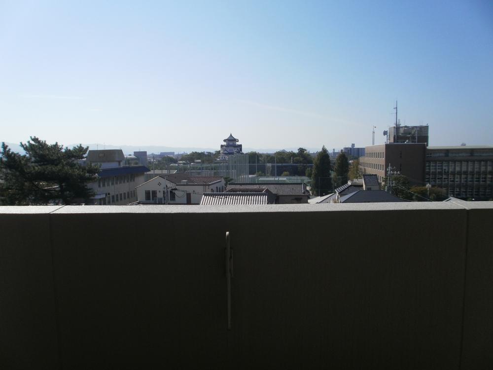 View photos from the dwelling unit. View from the site (October 2013) Shooting