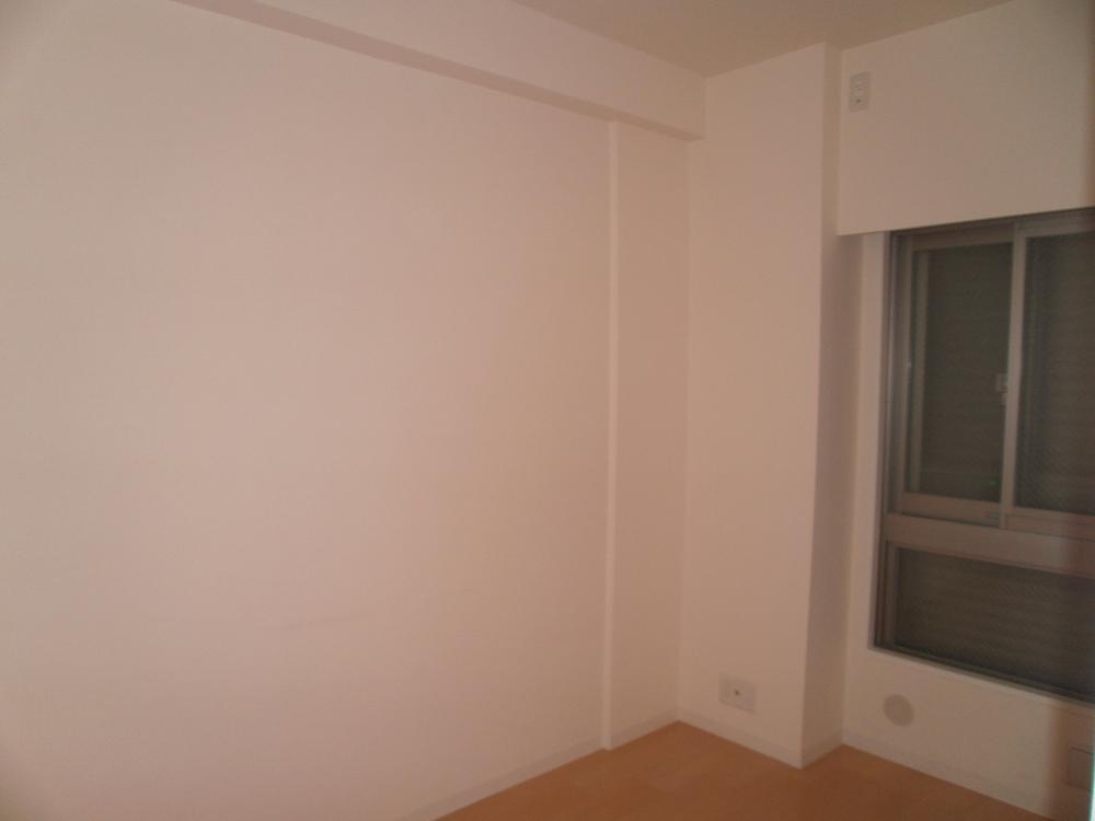 Non-living room. Indoor (10 May 2013) Shooting