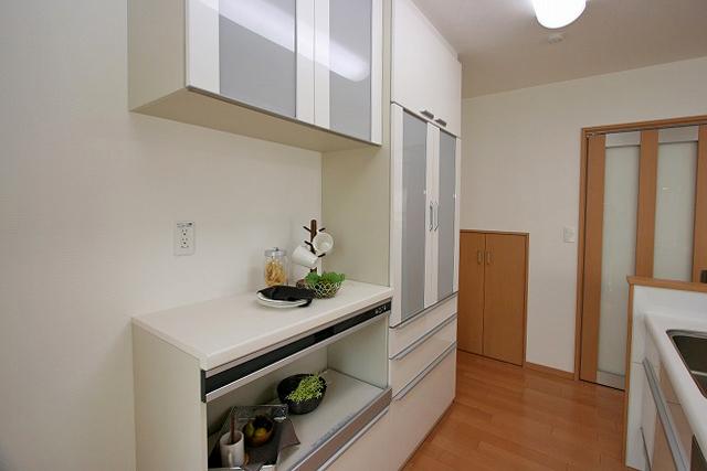 Kitchen. With cupboard