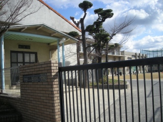 Junior high school. Kishiki 945m until junior high school (junior high school)