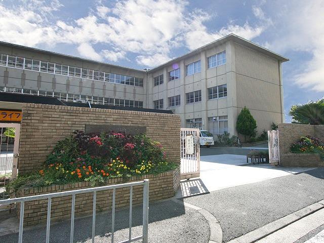 Junior high school. 570m to Nomura junior high school