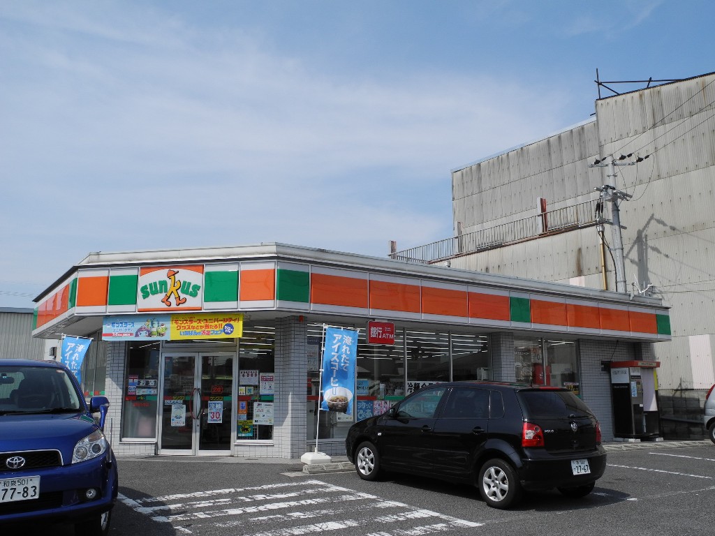 Convenience store. Thanks Sakai Minamihanada store up (convenience store) 884m