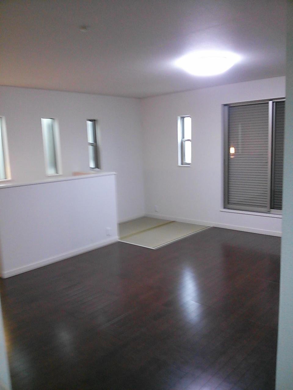 Living. There is also a tatami corner.