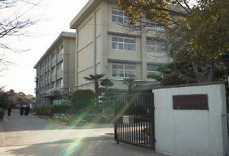 Junior high school. 696m to Matsubara Municipal Matsubara junior high school