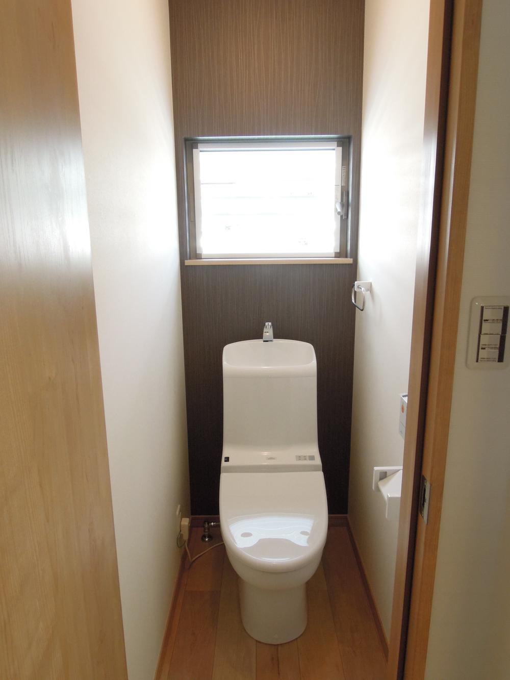 Model house photo. Our specification toilet: with Washlet ・ Hand wash with toilet seat