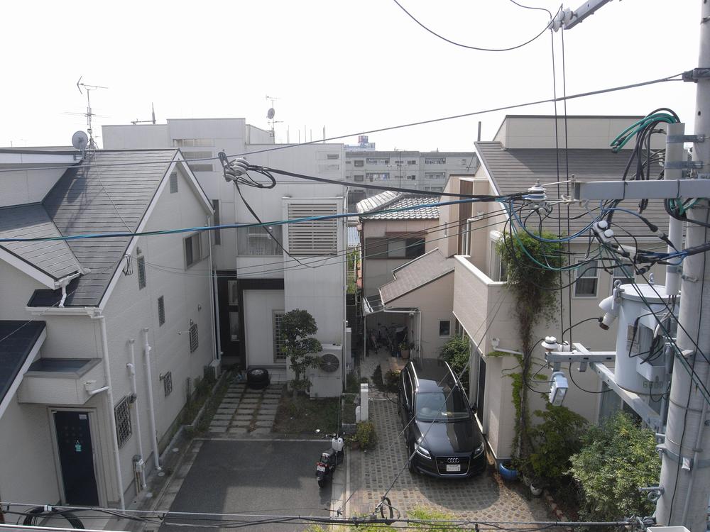 Local appearance photo. It is the scenery from the second floor veranda - Fully