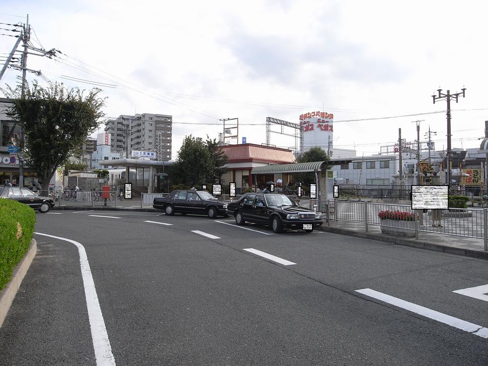 Other. Kawachi Amami Station Super in the surrounding area Bank There are commercial facilities are numerous, such as shopping district