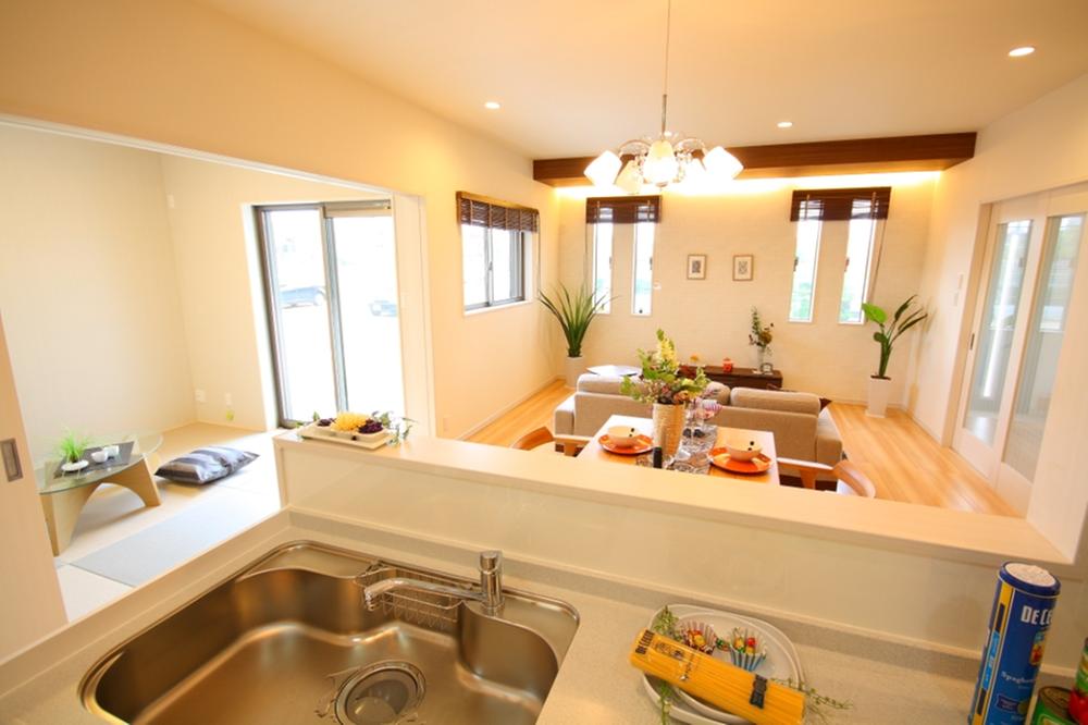 Model house photo.  [Model house complete] It is a model house of Kitahanada.