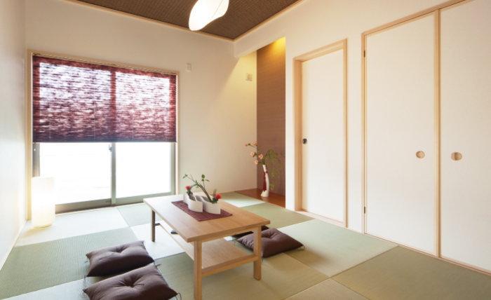 Other introspection. Japanese-style room is a convenient room can also be used to your hospitality.