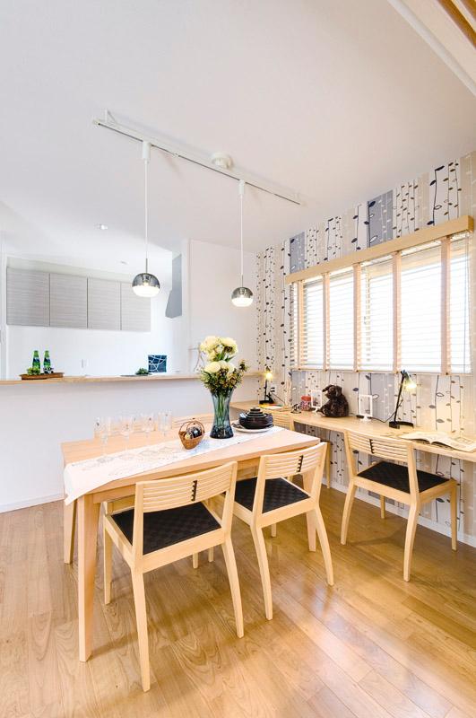 Kitchen. Kitchen gather a family of smile, Dining space