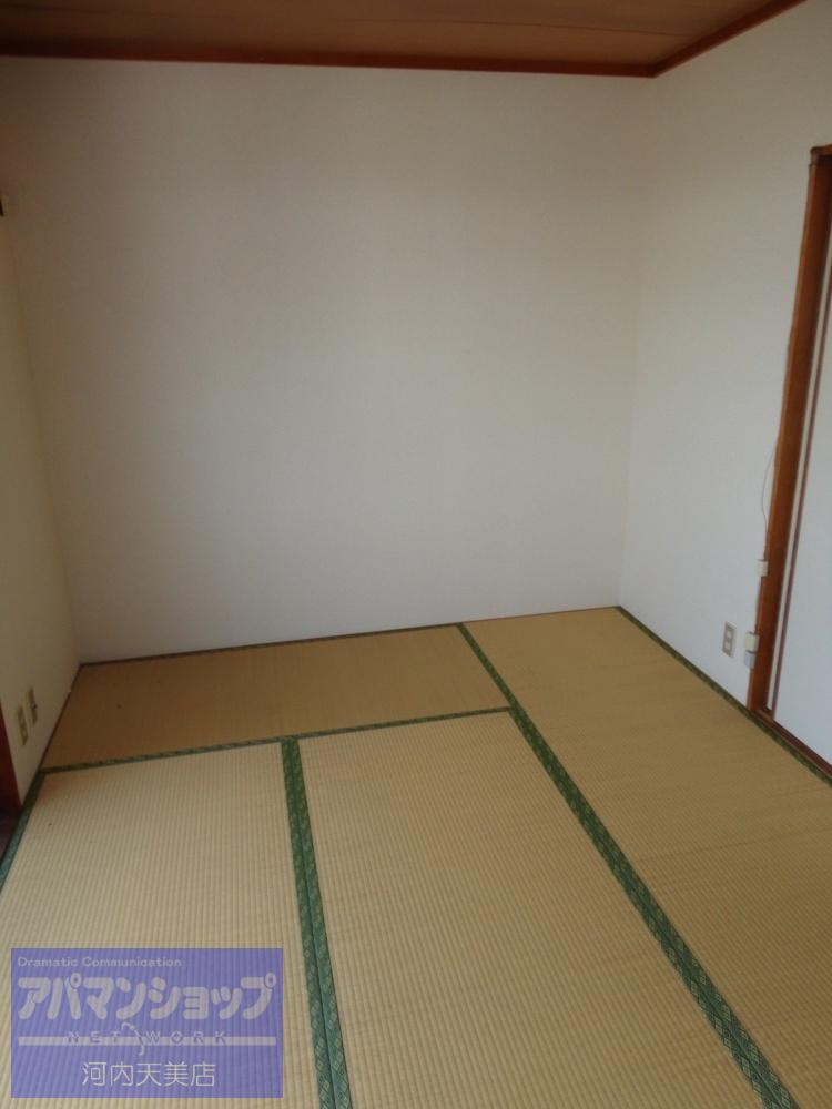 Other room space. Japanese style room