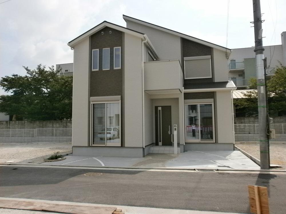 Local appearance photo. Prestige Shindo No. 9 land model house is a local photo. We completed