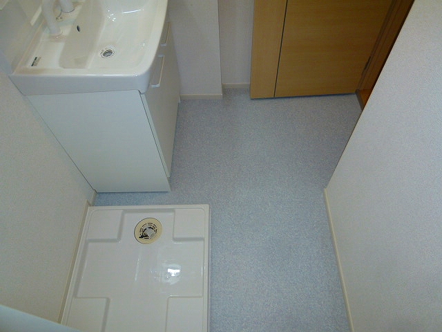 Washroom. Image view