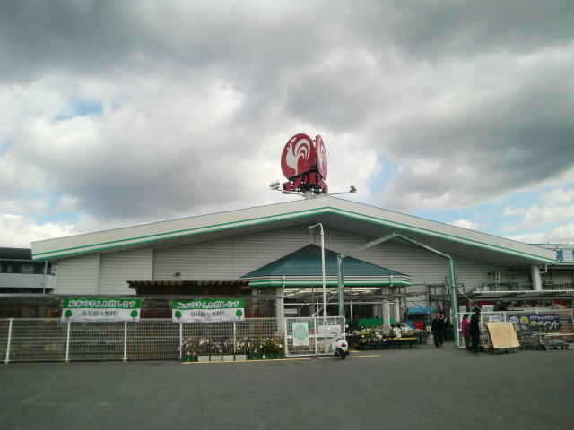 Home center. Komeri Co., Ltd. home improvement Tondabayashi store up to (home center) 3234m