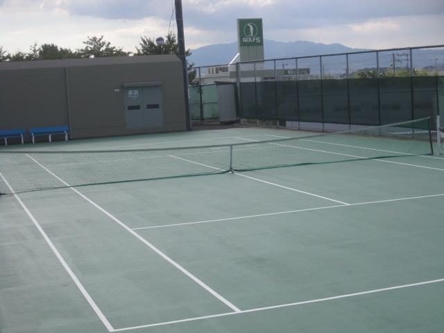 Other common areas. Tennis Court on site