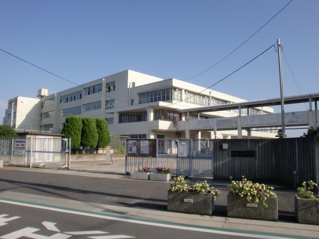 Junior high school. Mino 954m to stand fourth junior high school