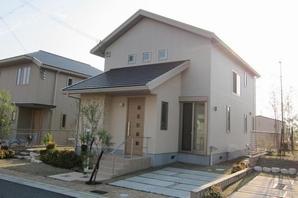 cafe, antique atmosphere drifts style. Large garden on site 57 square meters more than unique is also attractive (102-4 No. land appearance)