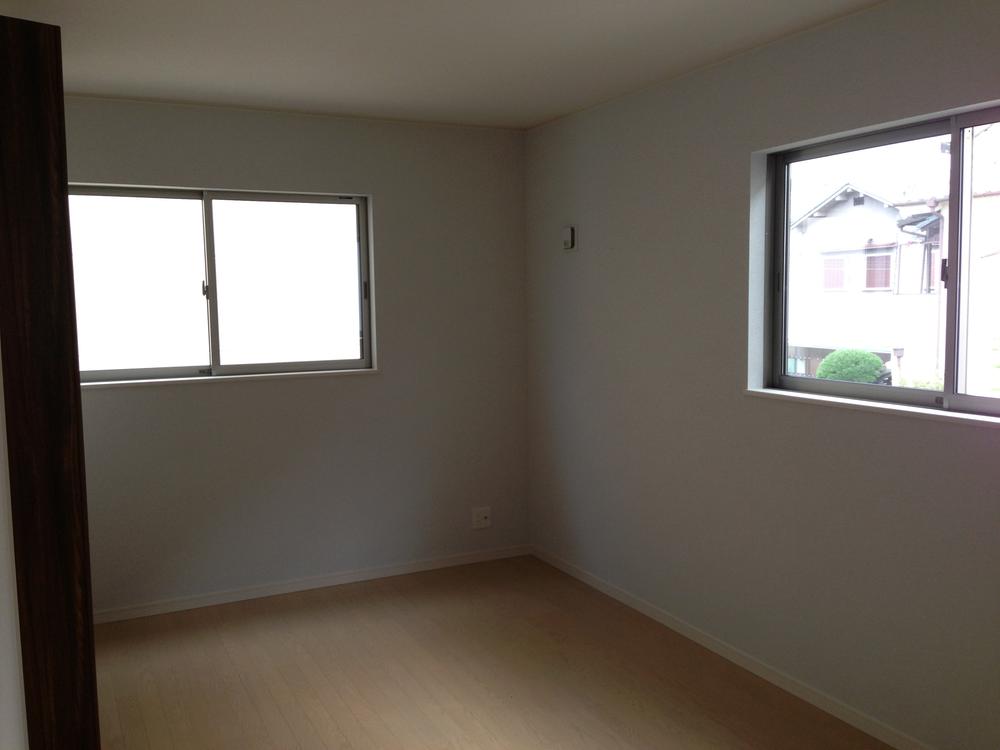 Non-living room. Indoor (September 2013) Shooting