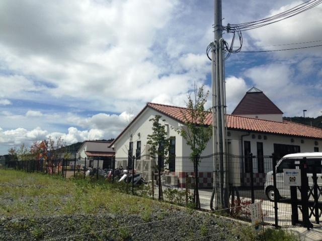 Local adjacent encouraging also in convenience and security surface of the private "Saito Minori nursery (tentative name)" drop off and pick up of (1-minute walk) (September 2013) Shooting