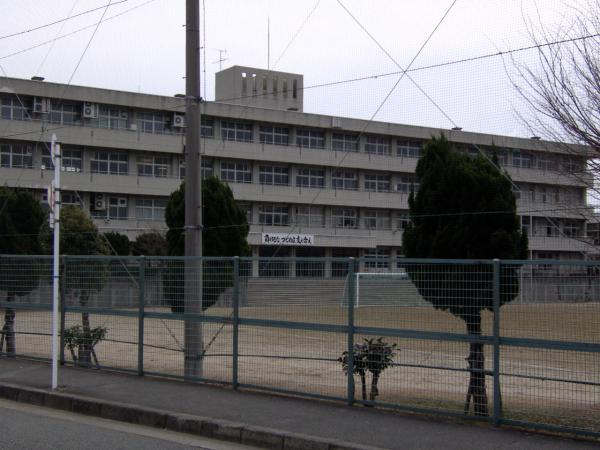Junior high school. Chapter 5 900m to junior high school